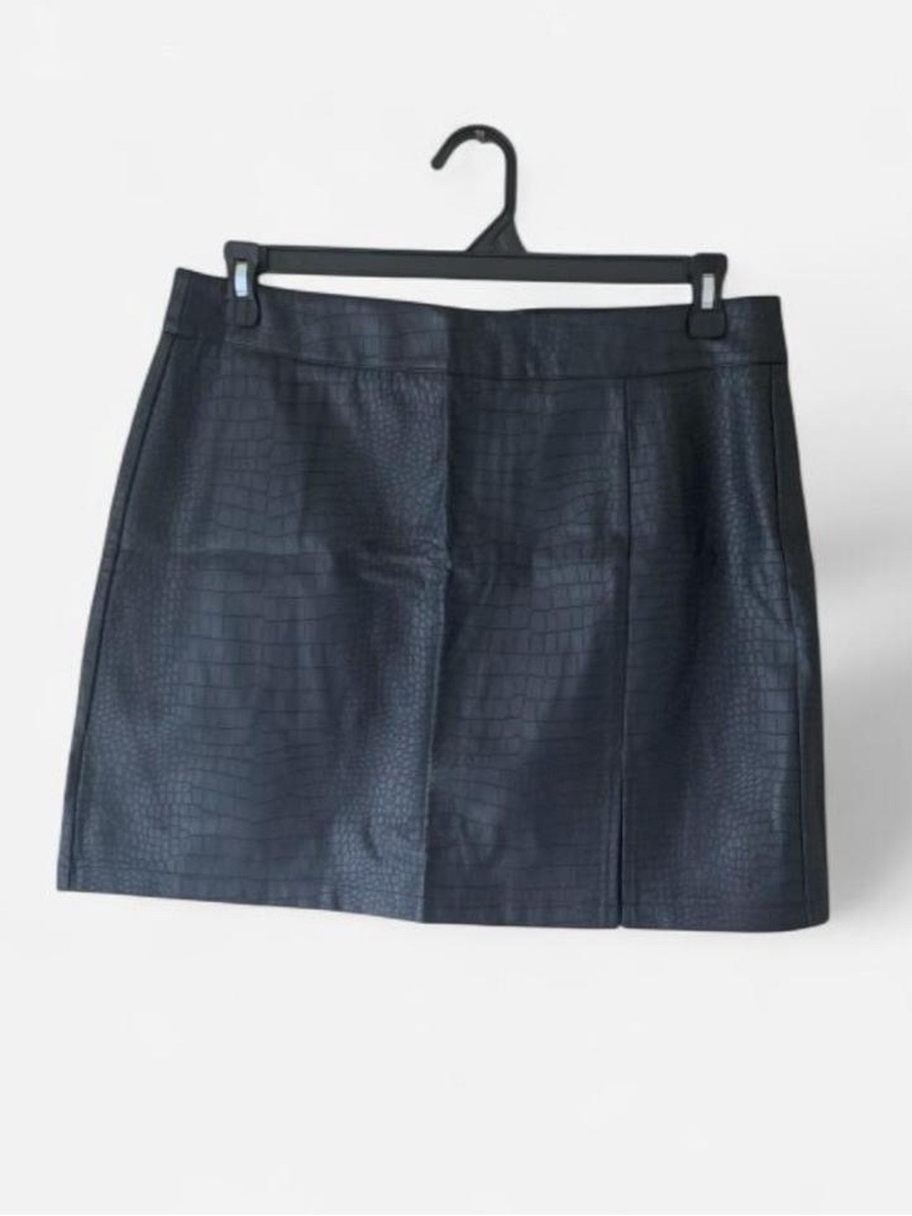 Commense Croc-Embossed Faux Leather Mini Skirt - Black